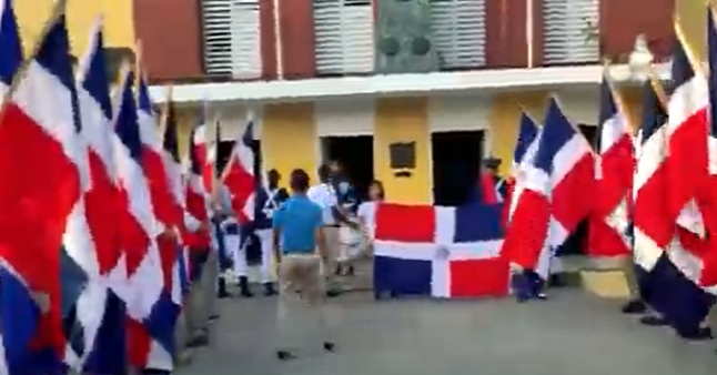 Más de dos millones de alumnos inician año escolar hoy en la RD