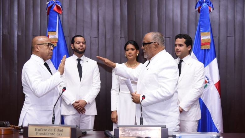 Congreso Nacional RD juramenta a senadores y diputados electos