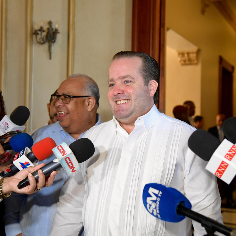 Paliza, a favor de que los jueces de la JCE permanezcan en sus puestos