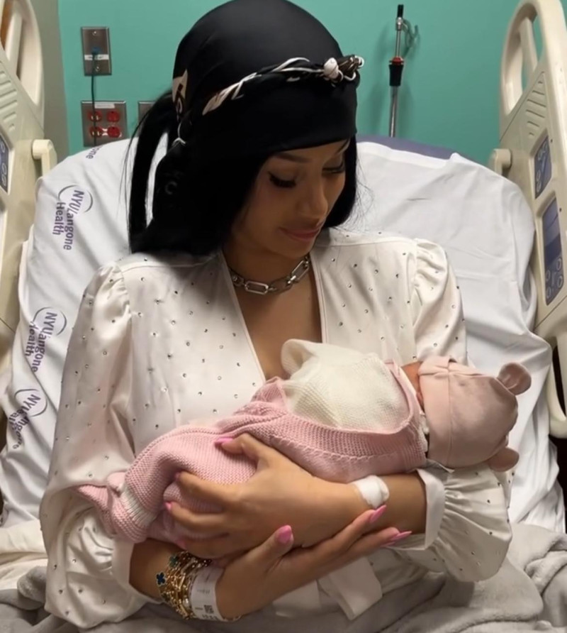Cardi B da a luz a su tercer hijo
