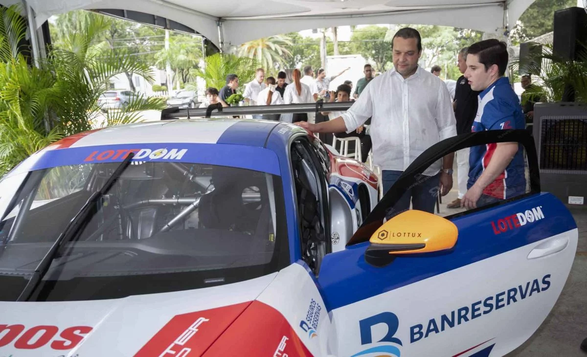Banreservas organiza encuentro con Jimmy Llibre previo al GT Challenge