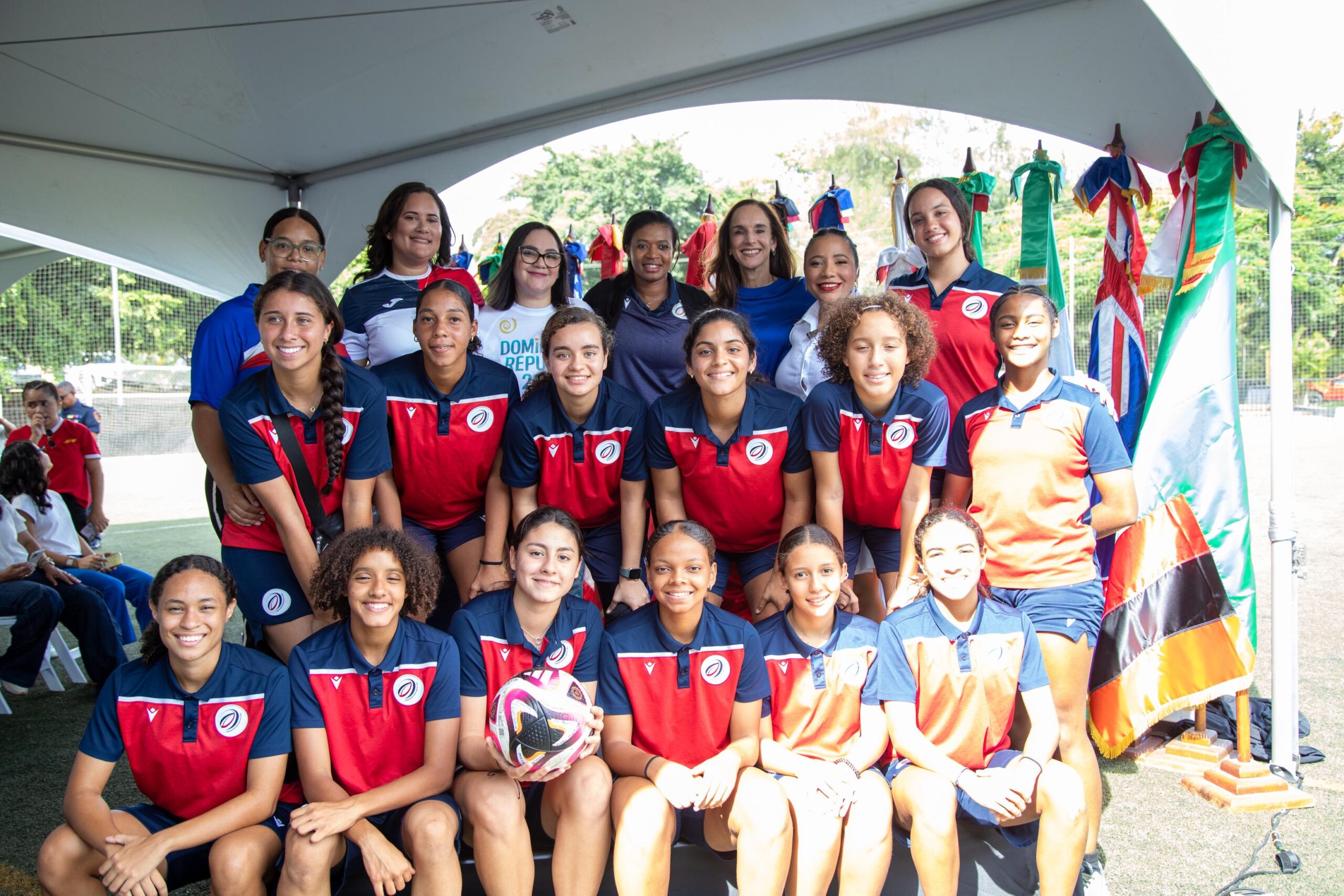 Alcaldía del DN impulsa fútbol femenino con Mundialito Sub-13; Cibao FC resulta campeón