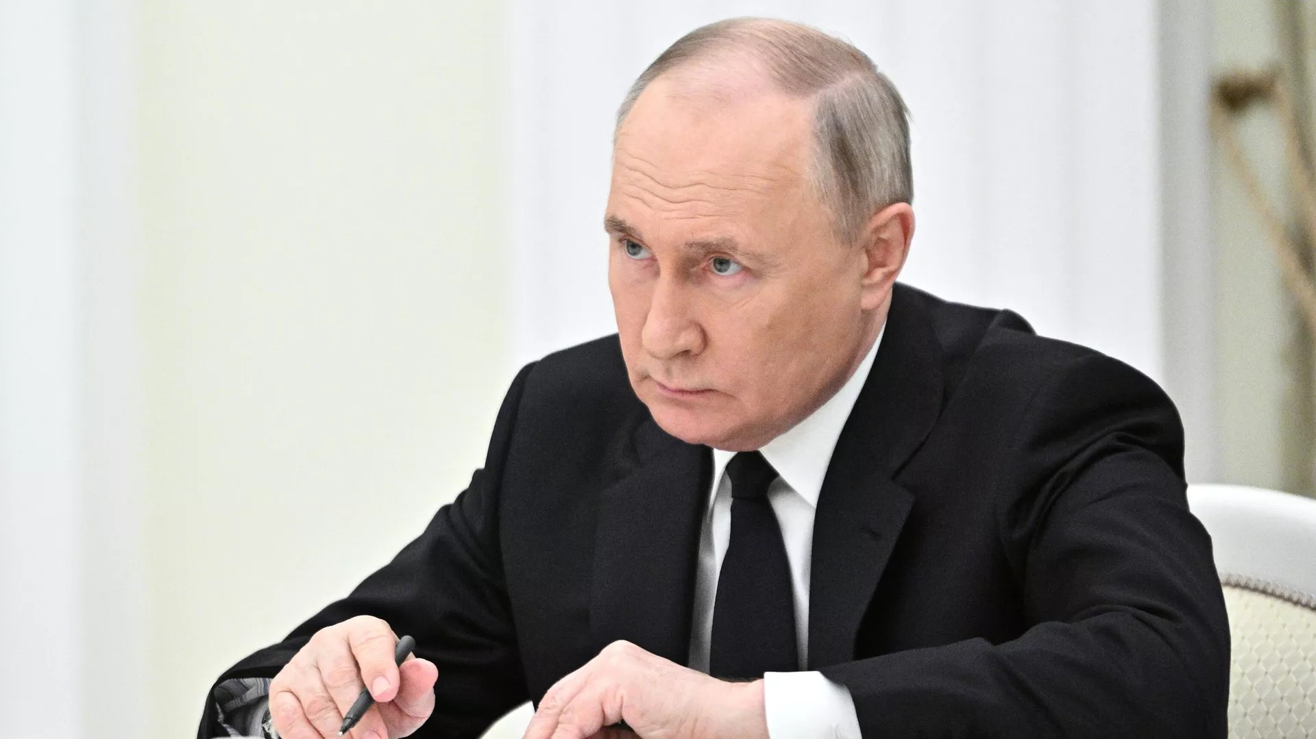 Putin advierte que Occidente se enfrentará directamente con Rusia