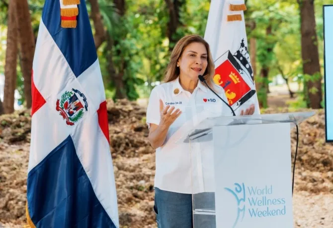 Carolina Mejía recibe premio por ser la alcaldesa que más promueve el bienestar