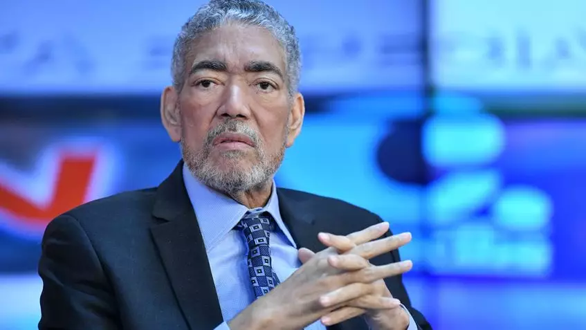 Miguel Mejía: “No estoy cuestionando al presidente Abinader; lo estoy protegiendo»