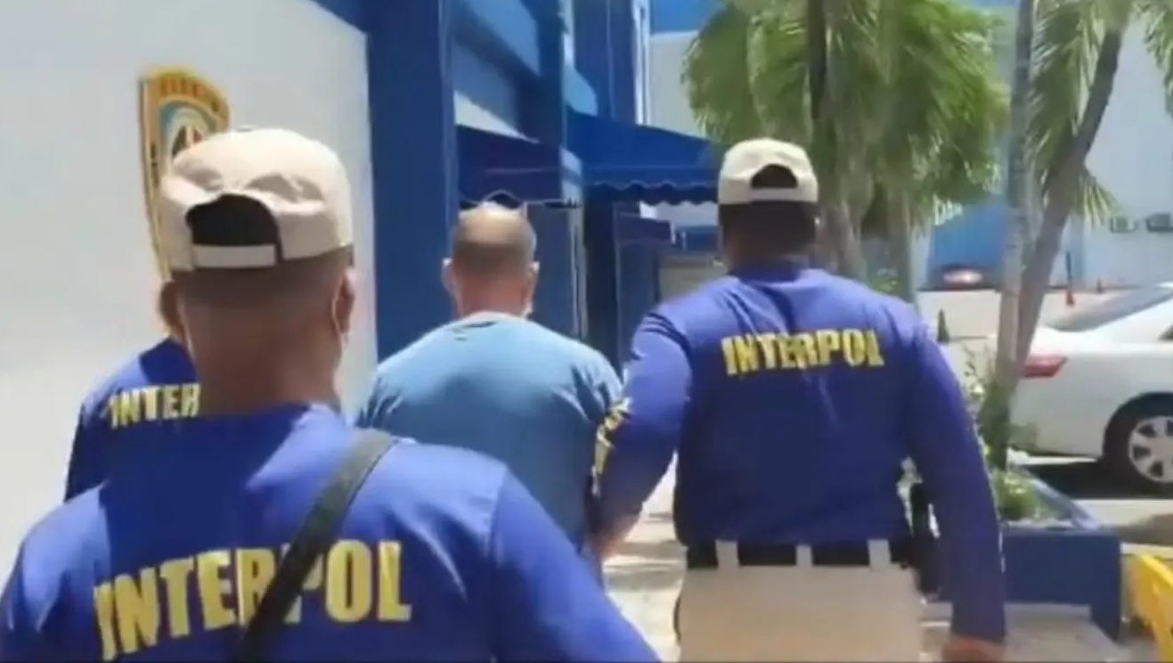 Es extraditado por INTERPOL desde España dominicano sospechoso de homicidio