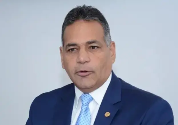 Finaliza el interrogatorio del ex ministro de Defensa Paulino Sem