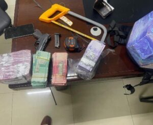 Policía detiene presunto asaltante de negocio chino en La Romana y recuperan RD$547,000