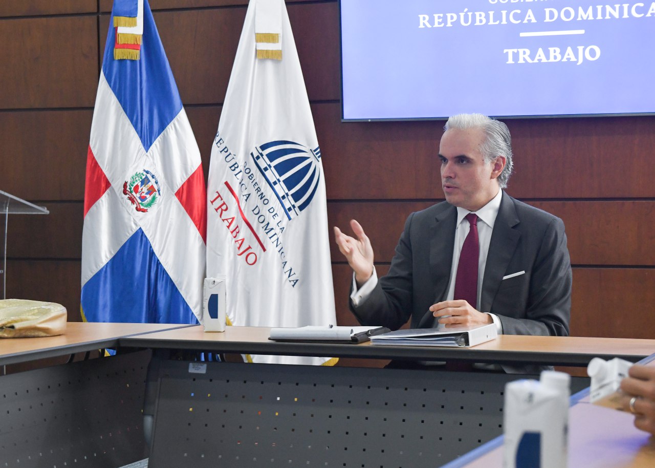 Reducción en el país de tasa de desocupación laboral refleja esfuerzos del Gobierno en mejorar productividad y garantizar más empleos
