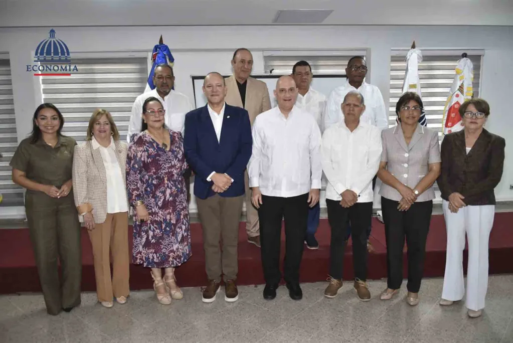 Ministro de Economía detalla beneficios que impactan en la población al territorializar las políticas públicas