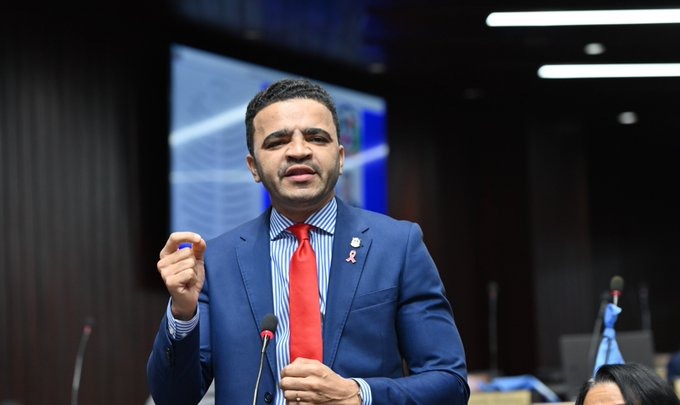 DIPUTADO DE SAN CRISTÓBAL ABOGA POR CAMPAÑA URGENTE PARA PREVENIR ACCIDENTES DE TRÁNSITO