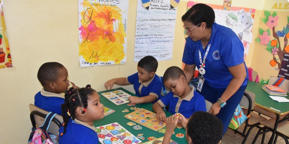 Minerd da otro paso de avance para elevar la calidad de la educación inclusiva