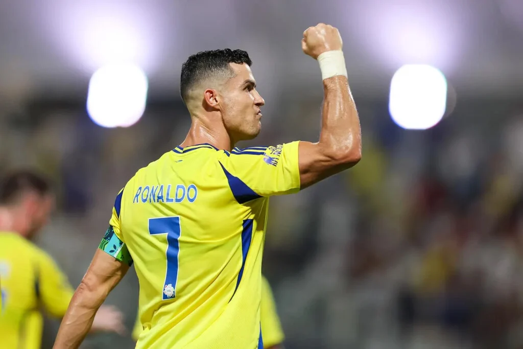 Cristiano Ronaldo es el mejor pagado en 2024 con unos ingresos de 285 millones de dólares