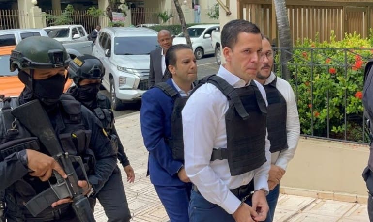 Hugo Beras regresa a su casa después de un mes y 10 días en prisión por caso Camaleón