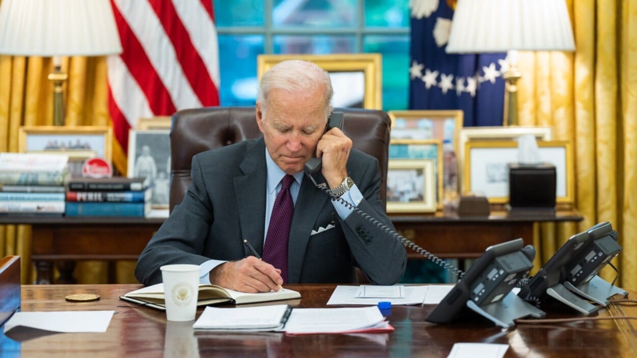 Biden llama a Trump para felicitarlo por la victoria y ofrecer una “transición tranquila»     