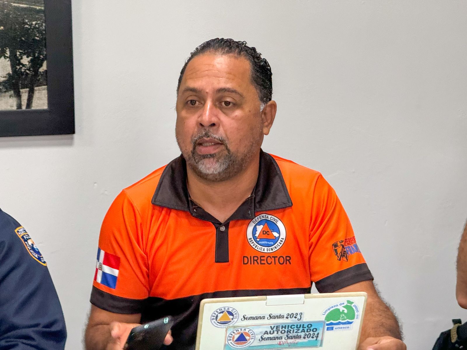 Defensa Civil de Puerto Plata anuncia cierre de playas por fuerte oleaje
