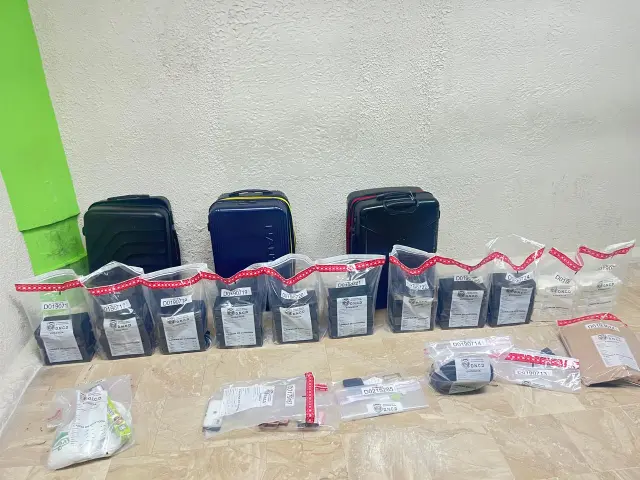 Capturan dos en AIPC y frustran envío 54 paquetes presumiblemente cocaína a Portugal