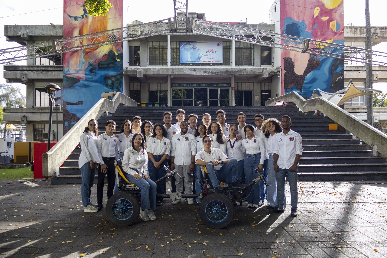Equipo Apolo 27 busca apoyo financiero: Orgullo dominicano en el NASA Human Exploration Rover Challenge