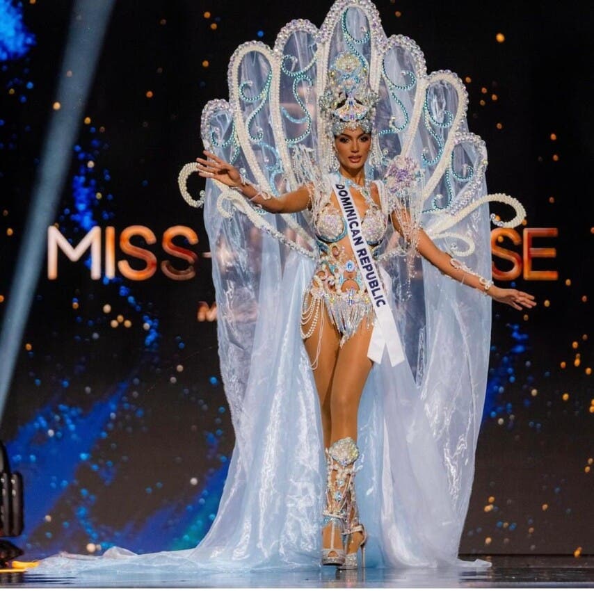 Celinee Santos deslumbra durante su participación en preliminar Miss Universo 2024