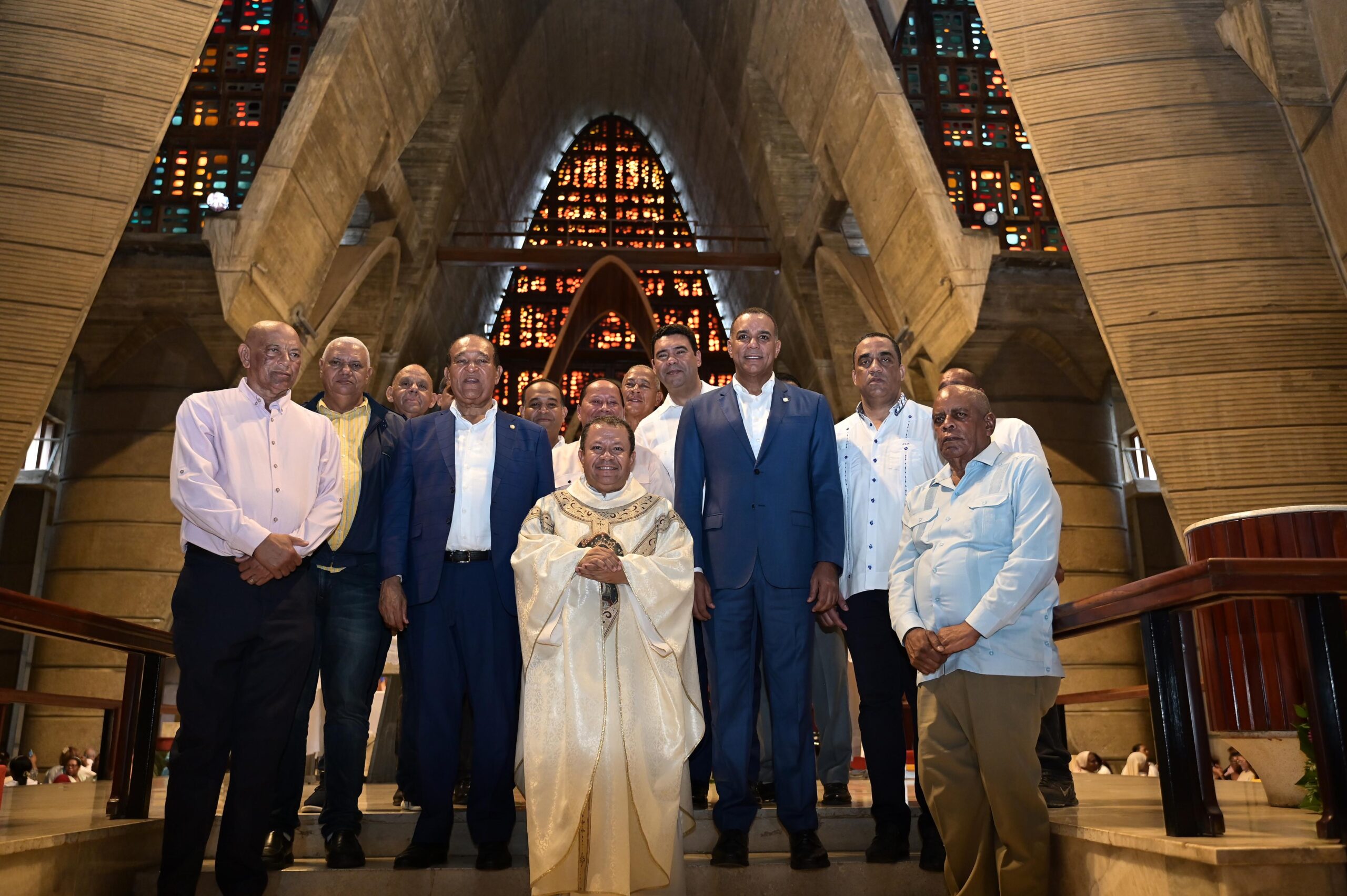 Presidente de Conatra encabeza celebración por Día Nacional del Chófer