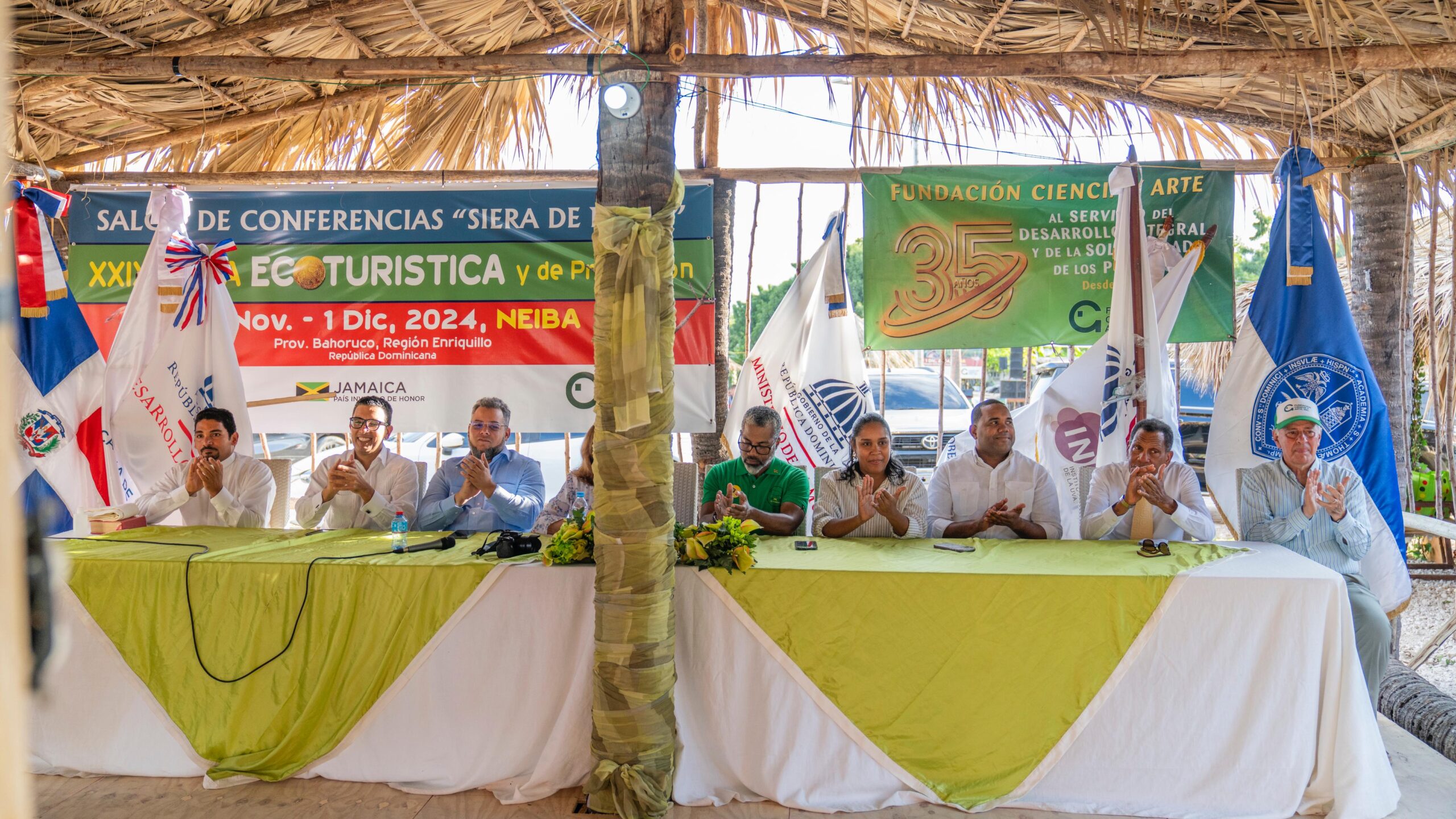 El Senador por la provincia Bahoruco, Guillermo Lama, encabezó la inauguración de la Feria Ecoturistica Neyba 2024