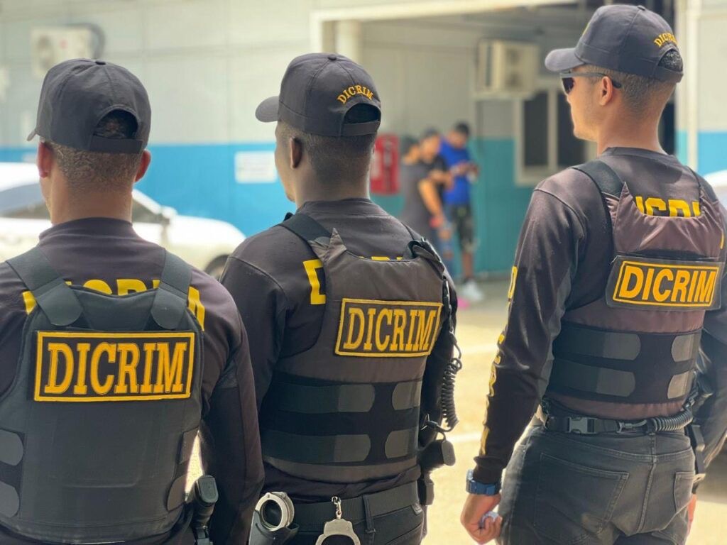 Detienen nueve policías acusados del robo de 900,000 proyectiles
