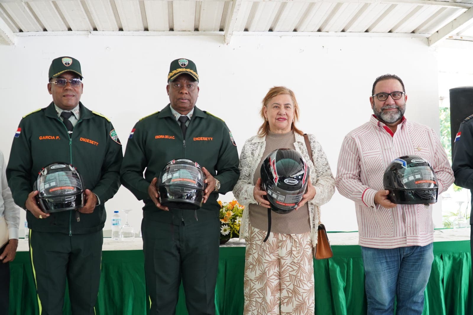 Digesett lleva programa "Un Casco Para Salvar Tu Vida" a La Vega