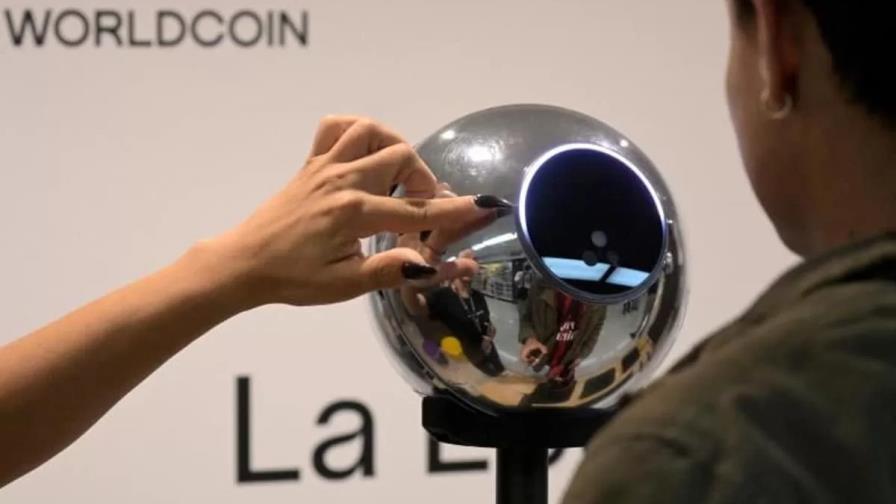 Suspenden operaciones de Worldcoin; captaban datos biométricos a cambio de criptomonedas en RD