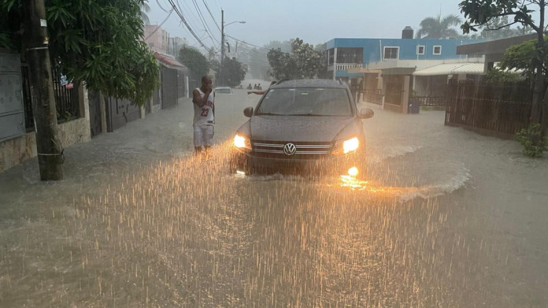 Vaguada generará lluvias y ráfagas de viento este martes