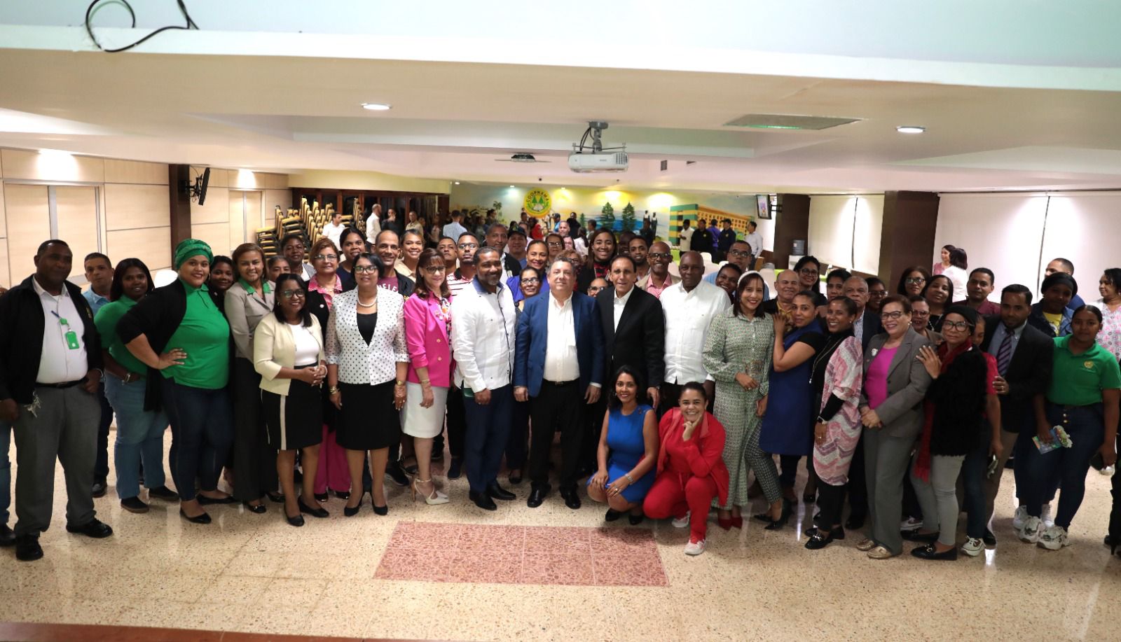 Cooperativa de Maestros realiza jornada de salud con el doctor Cruz Jiminian