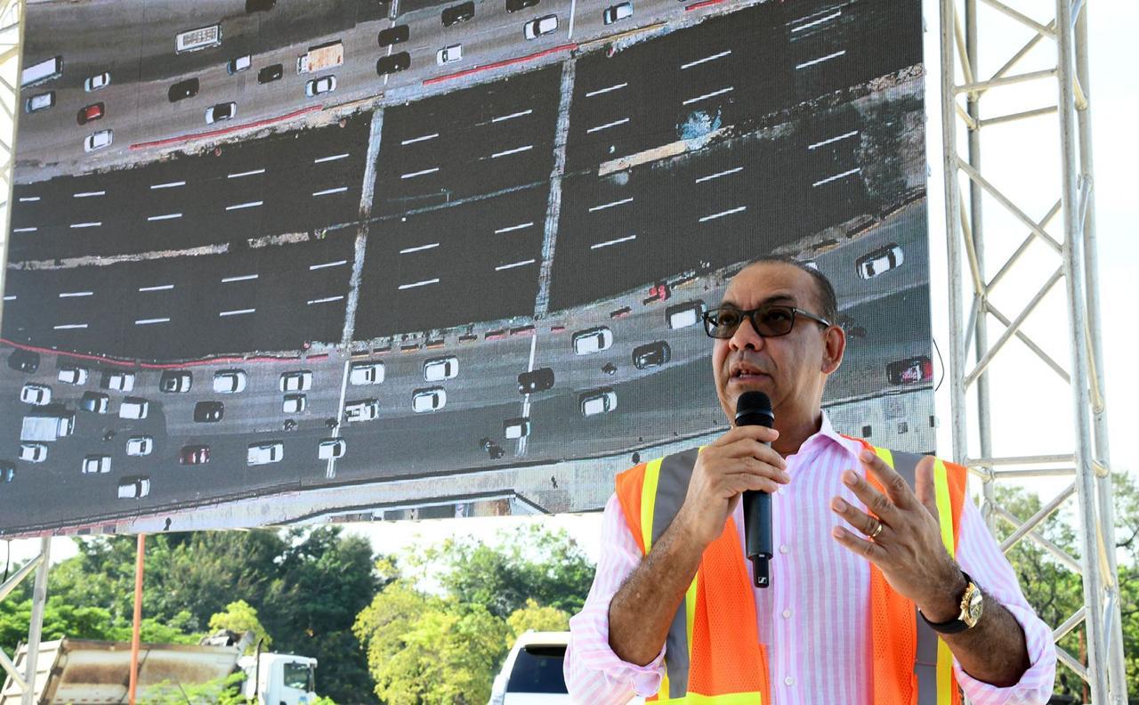 MOPC informa que avanzan trabajos que harán más segura, moderna y fluida la autopista Duarte