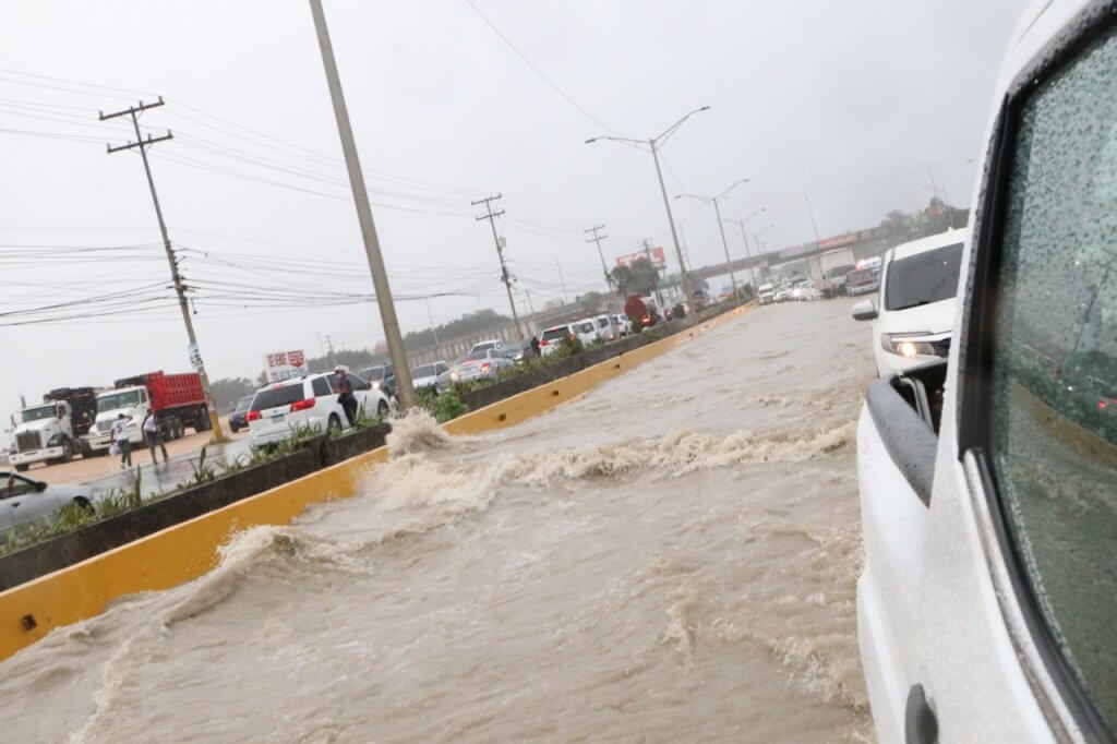 Sistema frontal al norte del país provocará lluvias este jueves