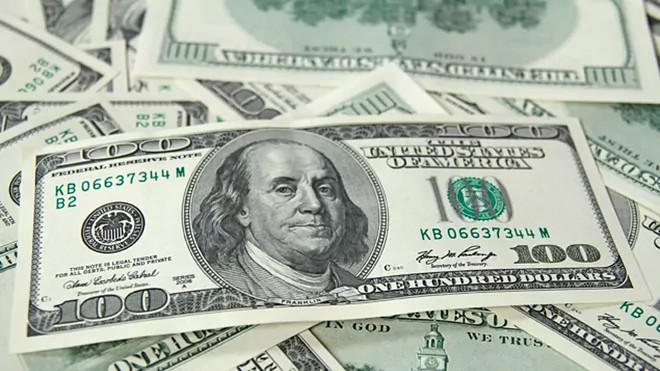 El dólar bajó 15 centavos y este jueves era vendido a RD$60.82