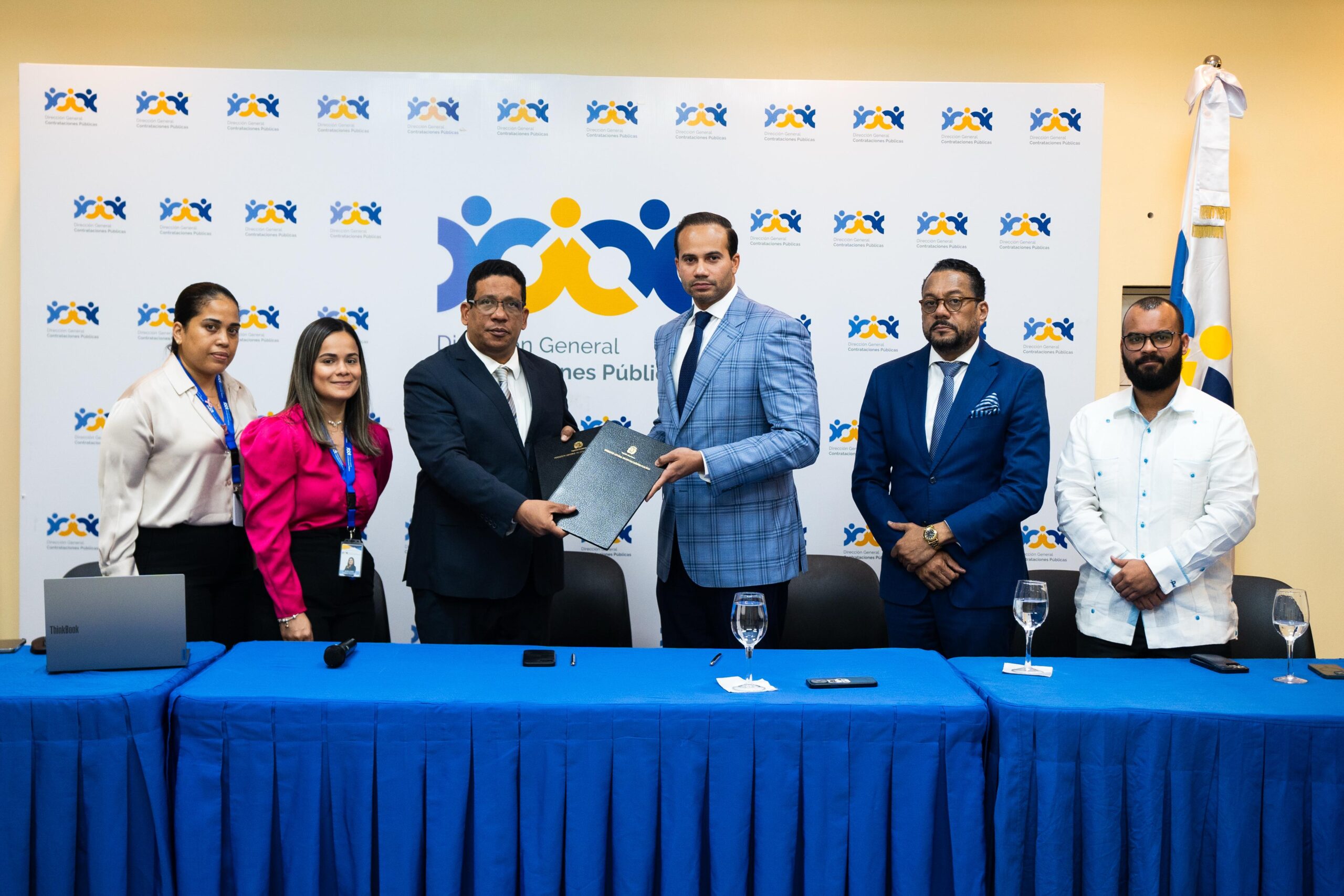 La DGCP y ANIPARD firman acuerdo para promover la sostenibilidad en la construcción de obras públicas