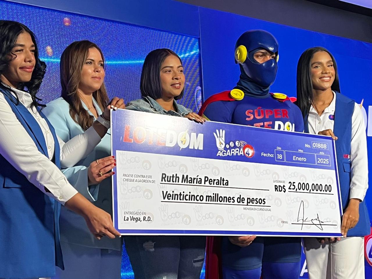 Madre soltera de La Vega se convierte en millonaria
