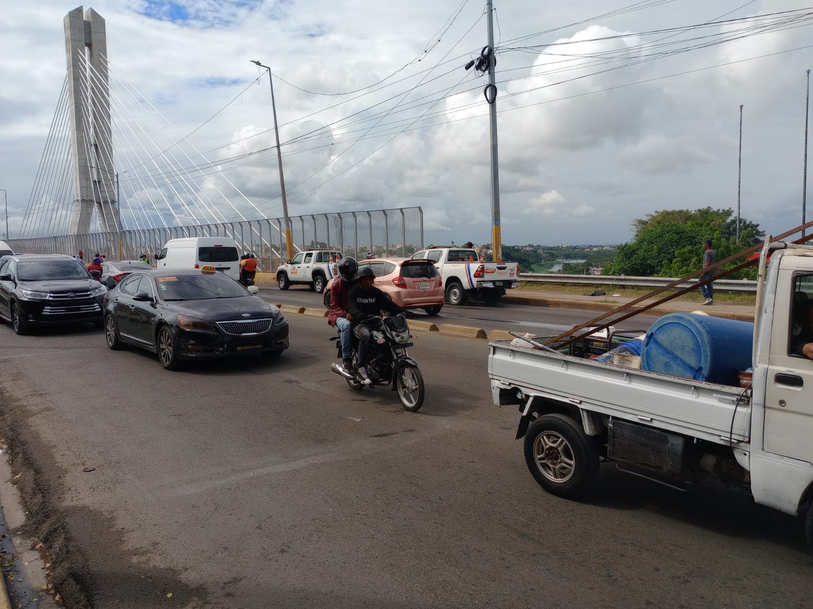 Obras Públicas abre tránsito total por el Puente Francisco del Rosario, luego de concluir trabajos a las juntas expansivas