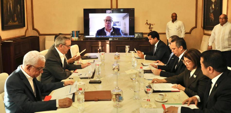 Abinader lideró segunda reunión del CNM para elegir un nuevo procurador
