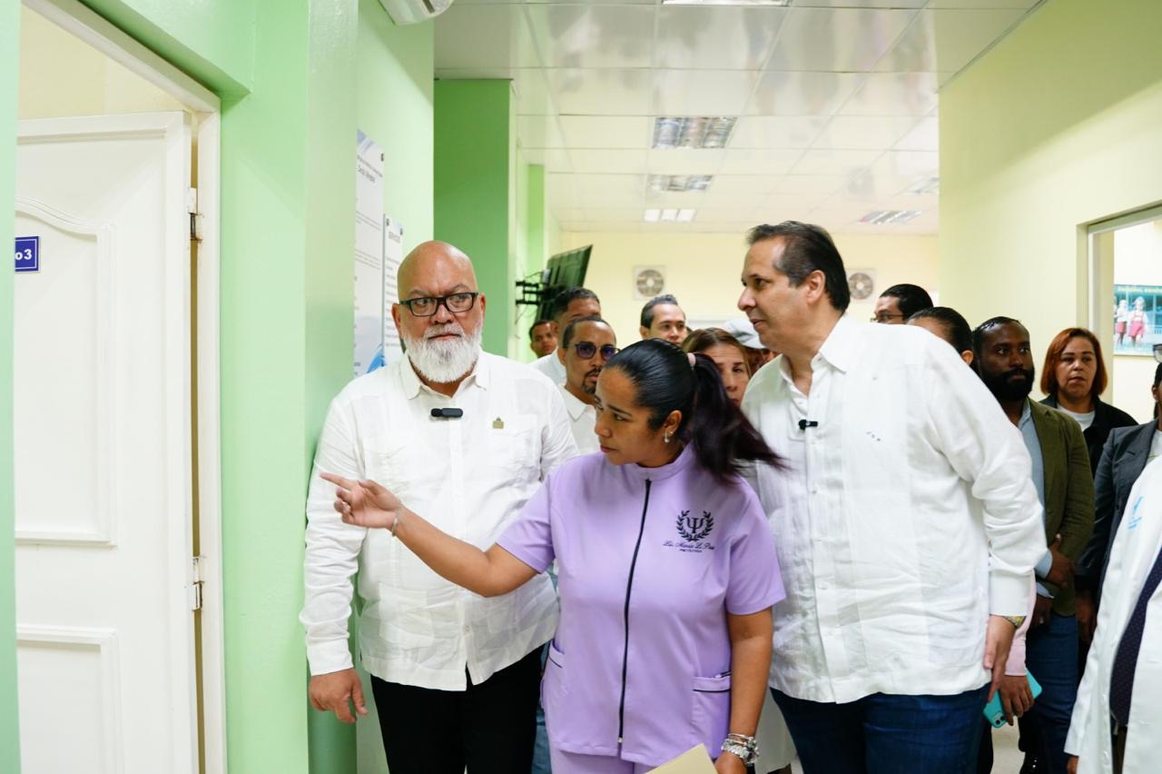 Ministro de Salud anuncia ampliación de Unidades de Intervención en Crisis para mejorar servicios de salud mental