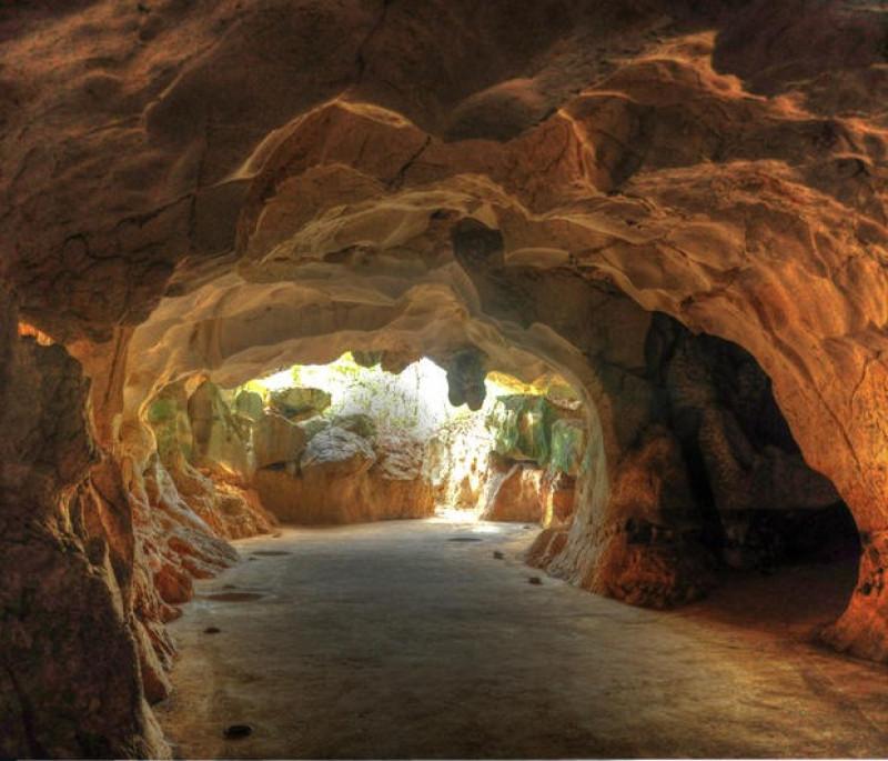Academia de Ciencias respalda cese de operaciones de mineras en Las Cuevas del Pomier