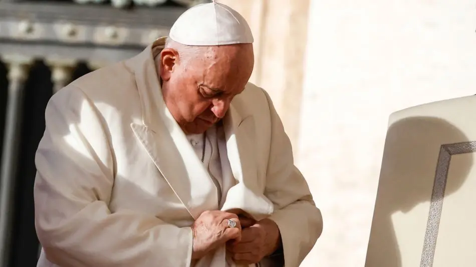 El papa se agrava, se encuentra en estado crítico