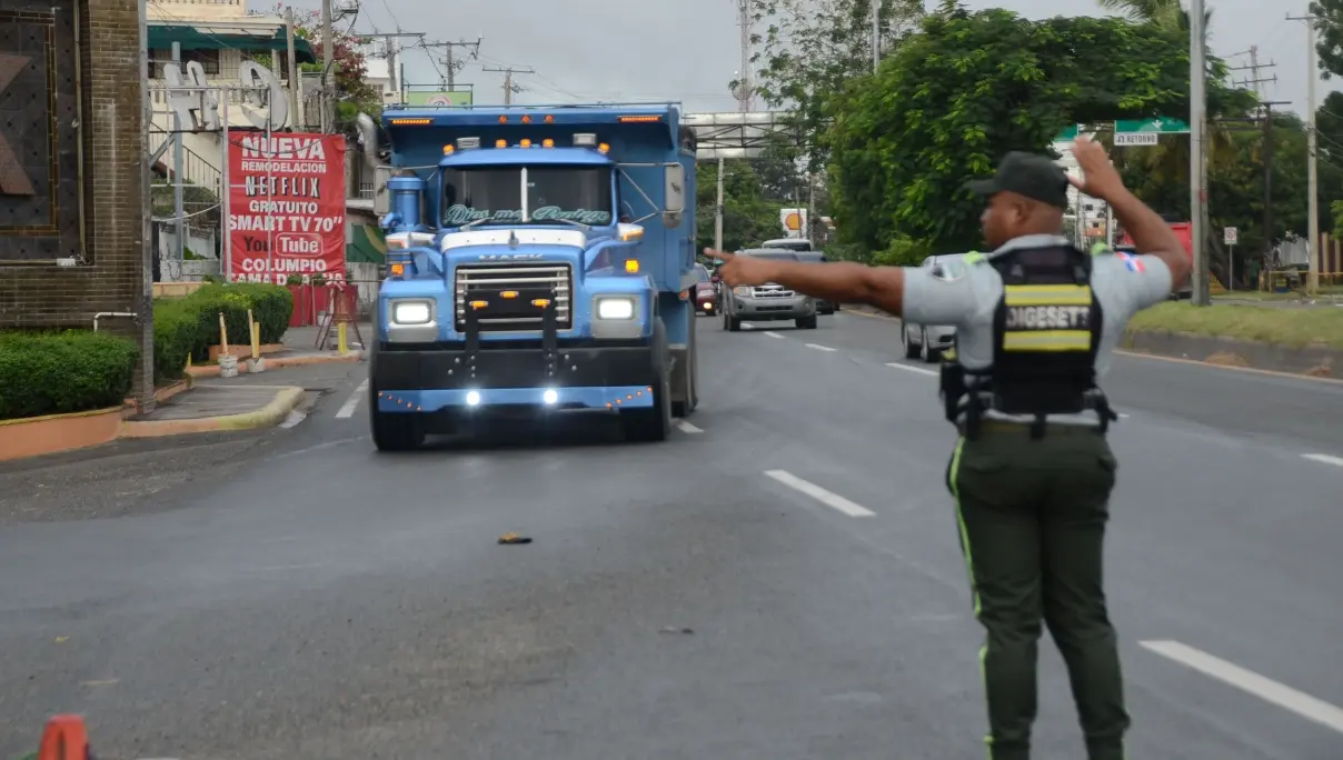Libre de vehículos pesados malecón SD