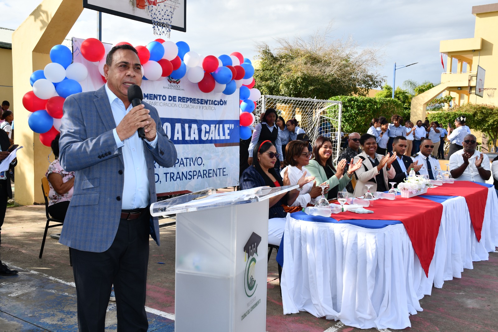 Senado de la República fomenta el amor a la Patria en Politécnico Ciudad del Conocimiento de Monte Plata