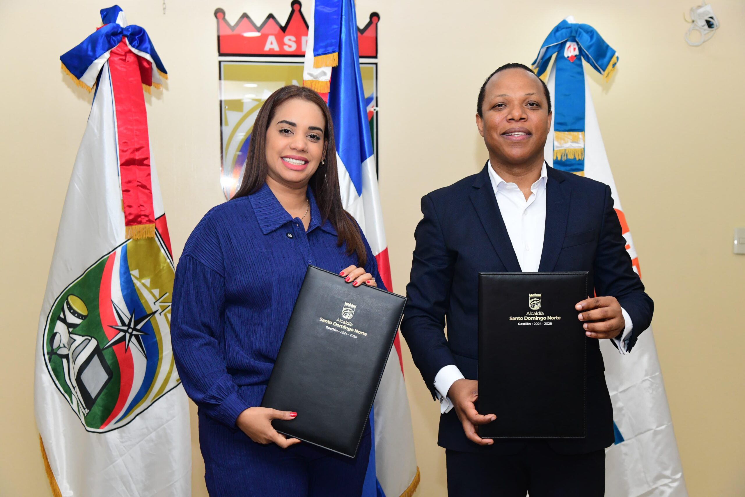 INTRANT y Alcaldía de SDN acuerdan acciones para reordenar el tránsito en ese municipio