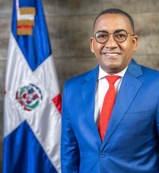 Víctor Pichardo asistirá a feria “Turismo y Atracciones 2025” en Pedernales; disertará en conferencia