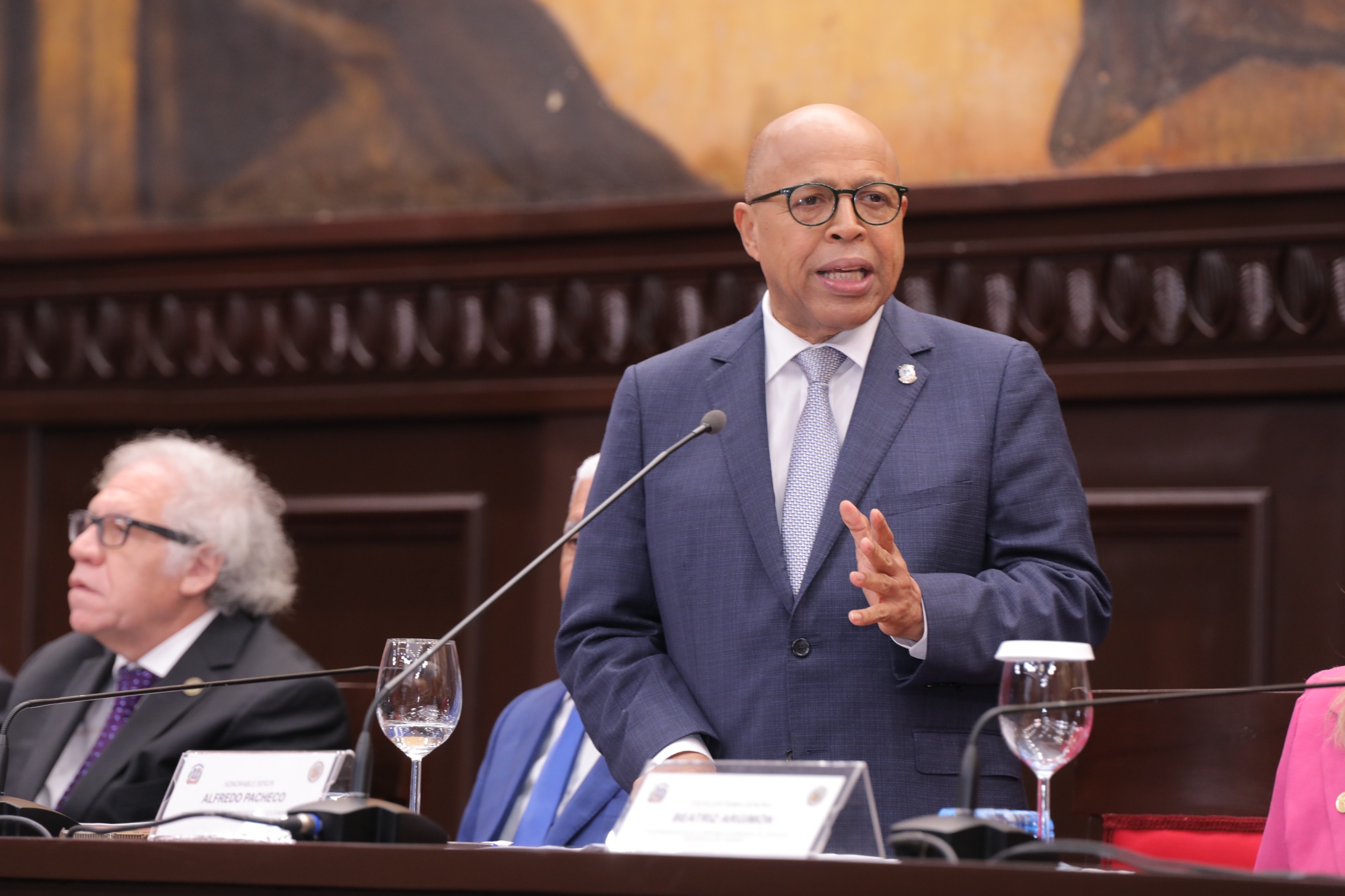 Alfredo Pacheco destaca compromiso de la Cámara de Diputados con la creación de leyes de calidad