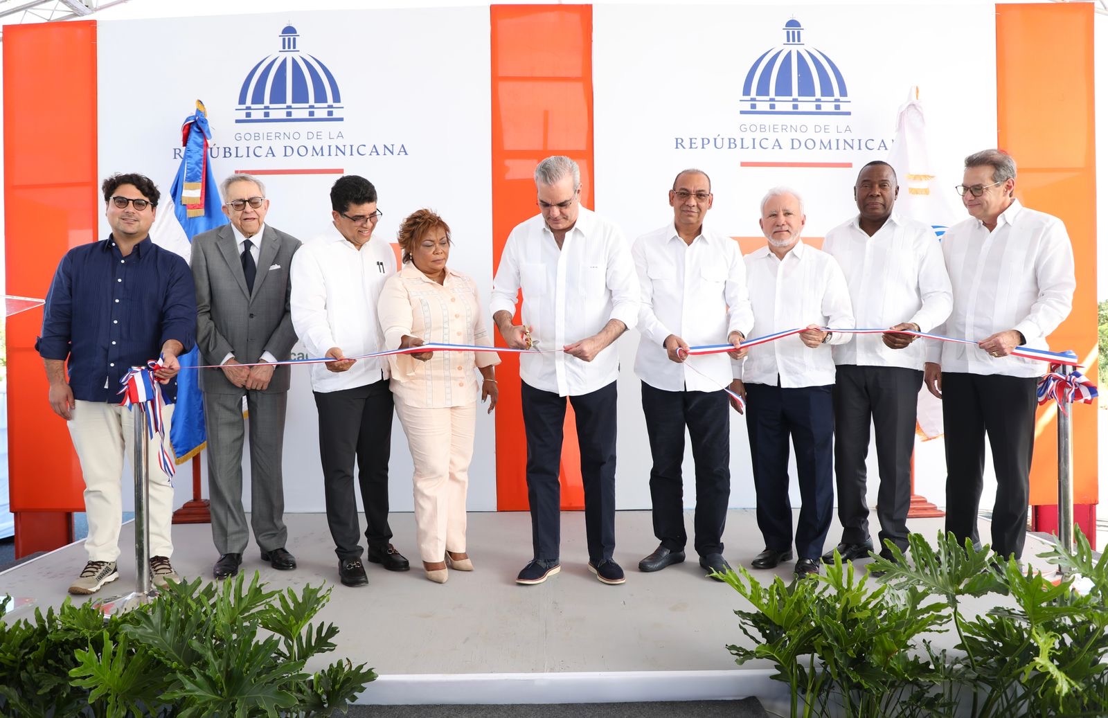 Presidente Abinader inaugura tramo II de la Avenida La Ecológica, obra número 587 entregada por Ministerio de Obras Públicas de 755 planificadas
