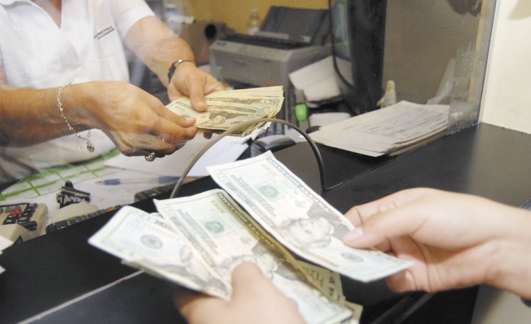 Remesas hacia RD aumentaron en enero a 935.6 millones dólares