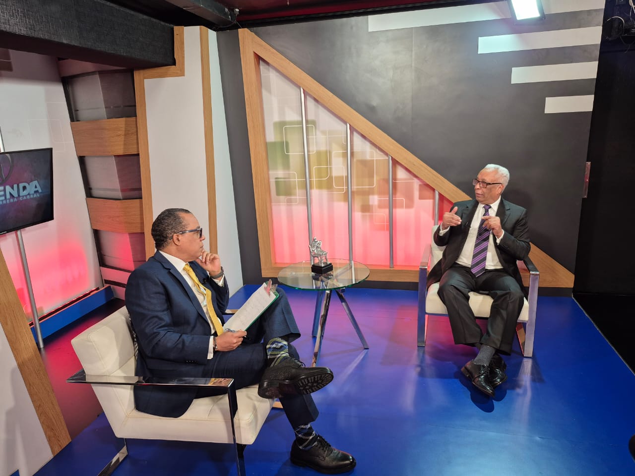 Daniel Toribio: El dinero de Aerodom se gastó y no fue en las obras que el presidente prometió