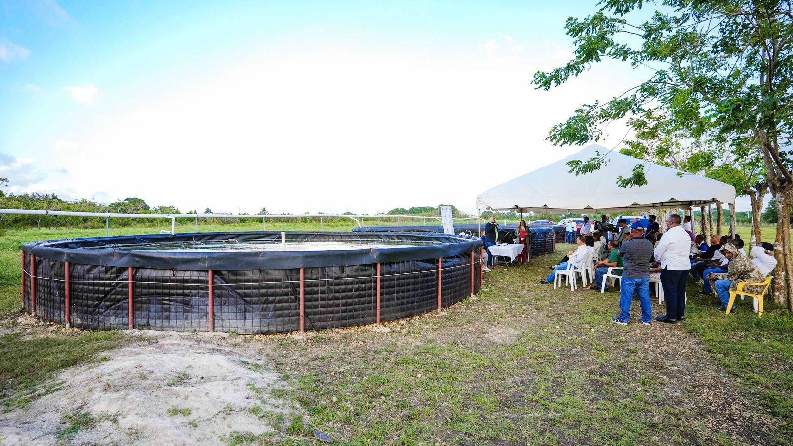 FEDA apoya surgimiento de la acuicultura La Altagracia Hecmilio Galván inaugura proyecto de crianza de tilapias en Yuma.  