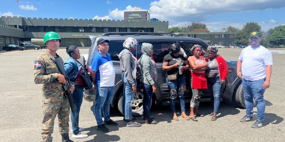 Ejército detiene tres dominicanos por tráfico de indocumentados en SD y Santiago Rodríguez